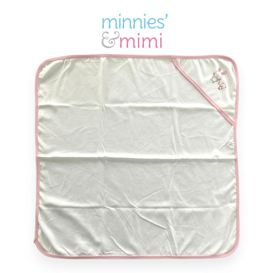 Minnies' & Mimi Cotton Receiving Blanket with Colored Piping and Print 27 Inches x 27 Inches 68.58cm x 68.58 cm For New Born Infant 0-6 Months Available in Pink, Blue, Yellow and Mint Green